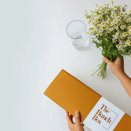 The Easiest Way to Brighten Someone’s Day: Buy Flowers Online in Dubai